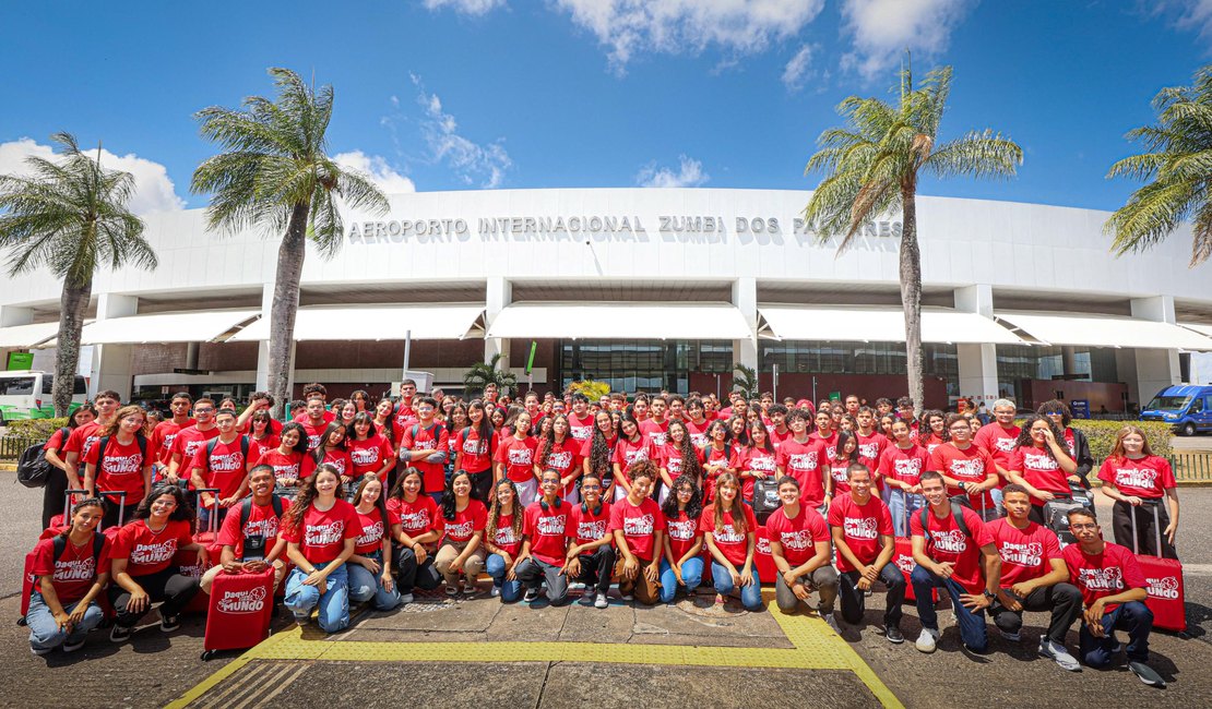 Alagoas embarca 100 alunos da rede pública para intercâmbio na Inglaterra