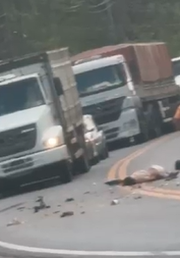 Colisão frontal entre caminhão e motocicleta deixa feridos na BR-316, em Satuba
