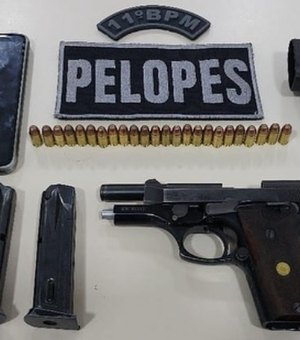 Jovem é preso em flagrante por porte ilegal de arma de fogo no município de Penedo