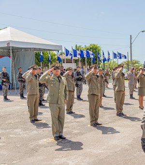 Polícia Militar celebra Dia do Soldado com outorga de medalhas e promoções