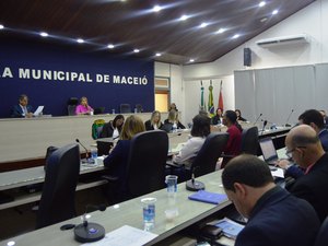 Vereadores solicitam obras de infraestrutura para diversos bairros de Maceió