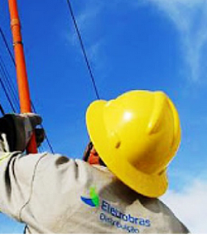 Eletrobras informa horários das manutenções da rede elétrica desta segunda (14)	