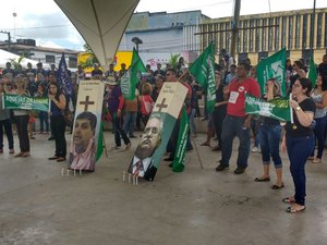  Sindicato vai ao ataque e faz velório do prefeito e secretário de Arapiraca