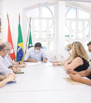 Prefeitura de Palmeira enviará à Câmara dois PL’s que criam gratificação