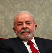 Lula assina MP para salário mínimo de R$ 1.320 até 1º de maio, diz ministro