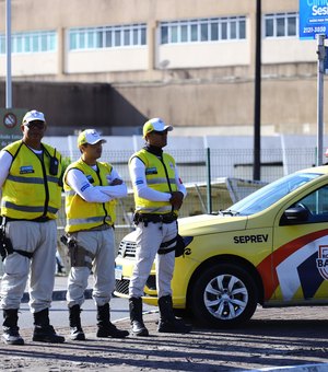 Ronda no Bairro reforça policiamento de proximidade no Benedito Bentes com guarnição extra e turno estendido