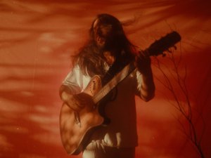 Mago Véio lança “Toada a Galope”, videoclipe inspirado em sonho e memória afetiva no Agreste alagoano