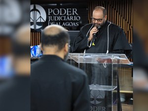 Defesa de serial killer pede ‘amor’ ao réu em vez de perdão; Ele é condenado a mais 24 anos