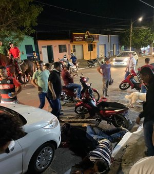 Homem é morto e outro fica ferido em confronto com a polícia na Avenida Miguel Correia de Amorim em Arapiraca