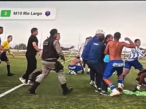 Confusão marca fim de jogo entre CSA e M10 Rio Largo na semifinal do Alagoano Sub-17