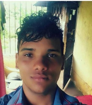 Jovem é brutalmente assassinado a facadas em Jacuípe