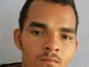 Atualizada - Suspeito troca tiros com a Rocam em Arapiraca e morre