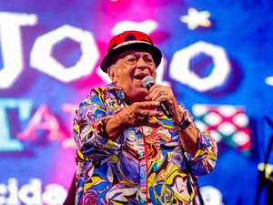 Cantor Genival Lacerda morre aos 89 anos no Recife