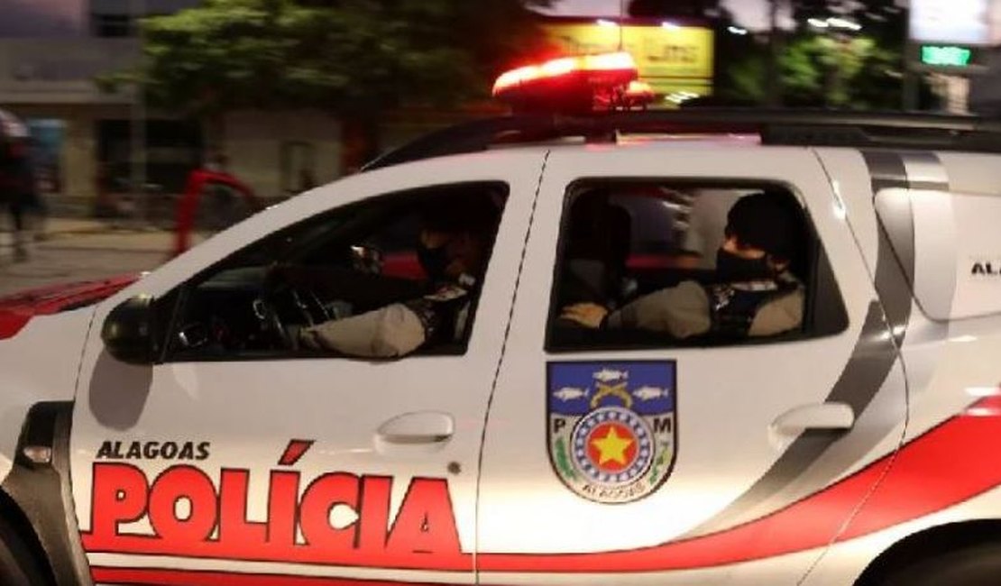 Homem em ataque de ciúme ameaça, danifica veículo de primo e desacata PM´s em Pariconha