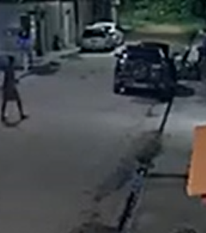 Homem é flagrado se masturbando e perseguindo mulher em conjunto de Marechal