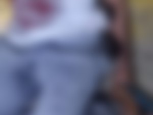 Jovem é assassinado a tiros e corpo é encontrado perto de mercado no Benedito Bentes
