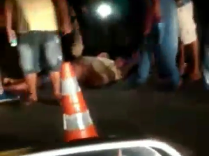 Colisão entre moto e bicicleta deixa um ferido na BR-104, em Rio Largo