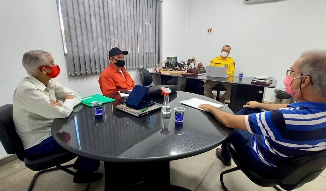 Superintendente da SMTT recebe associação de ciclismo para discutir demandas