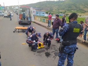 Acidente deixa motociclista ferido na Praça do Açude em Palmeira