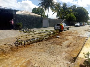 Obra de drenagem é realizada no bairro do Ouro Preto, em Maceió