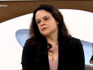 Janaina Paschoal vê risco de Bolsonaro não terminar mandato