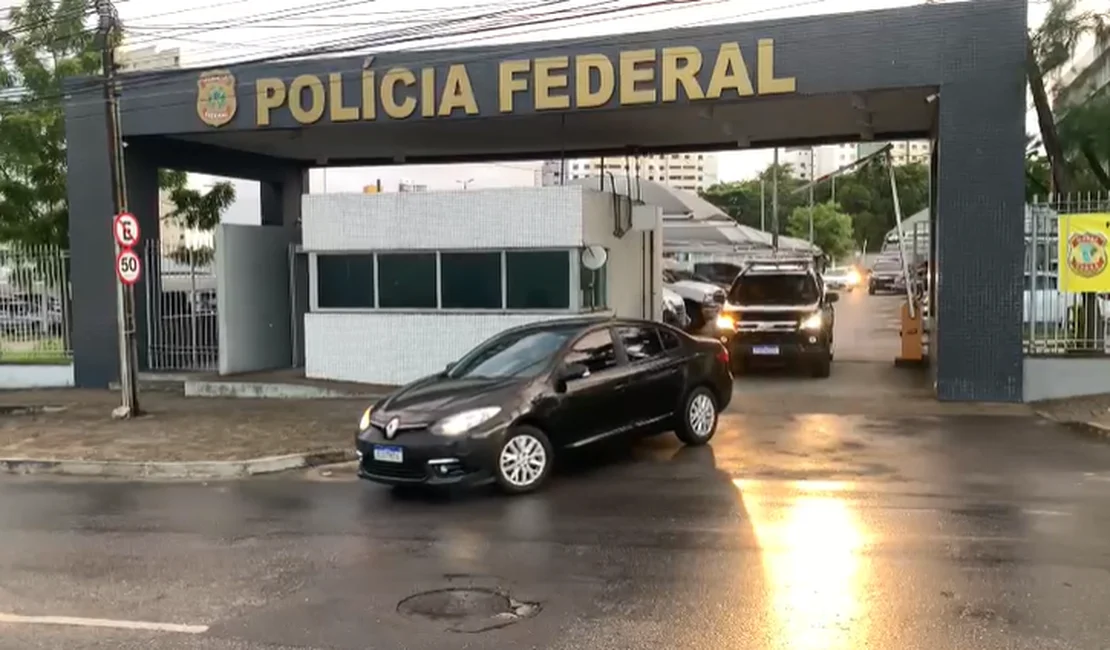 Polícia Federal faz buscas em casas de juízes federais suspeitos de corrupção