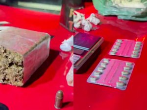 Polícia prende dois homens e adolescente é apreendido com drogas em Maceió