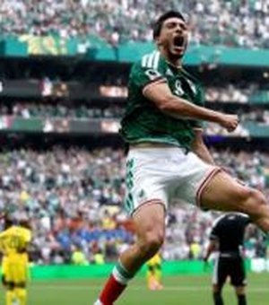 Em jogo com três expulsões, México bate a África do Sul na abertura da Copa do Mundo