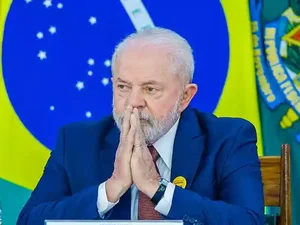 Lula pede 'intervenção humanitária' no conflito entre Israel e Hamas