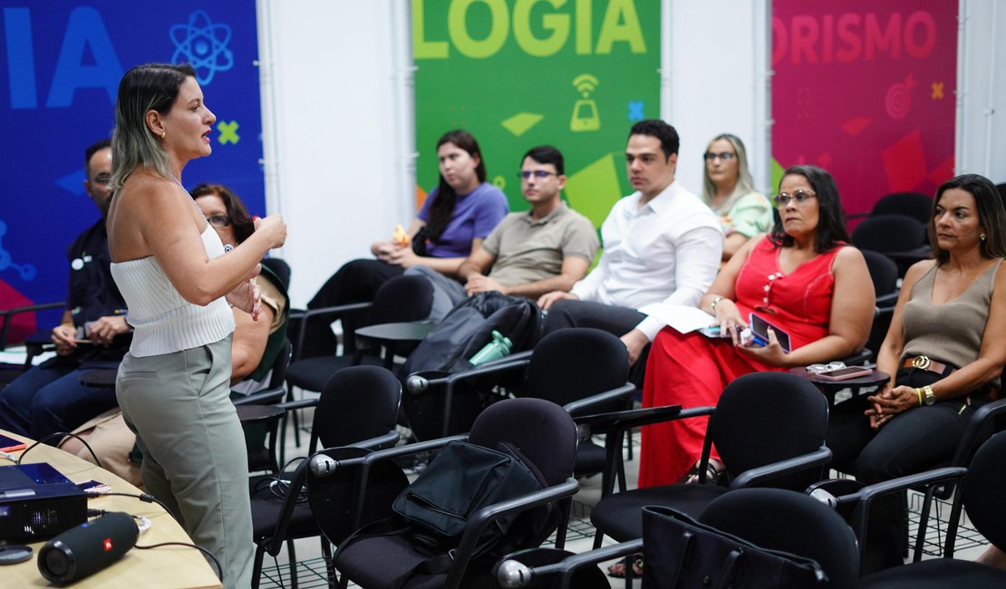 Sesau acolhe 17 novos médicos do Programa Mais Médicos em Alagoas