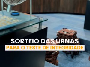 TRE/AL realiza sorteio de urnas para testes de integridade e autenticidade eleitoral