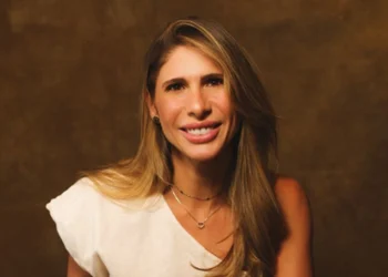 Ambiente palaciano é tenso com ida de Marina Cintra (ex-Dantas) para o grupo de JHC