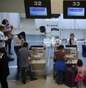 Movimento nos aeroportos deve crescer 2% no feriado, diz Infraero
