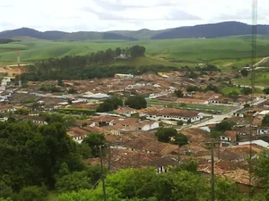 Polícia Militar apreende arma de fogo na zona rural de Flexeiras