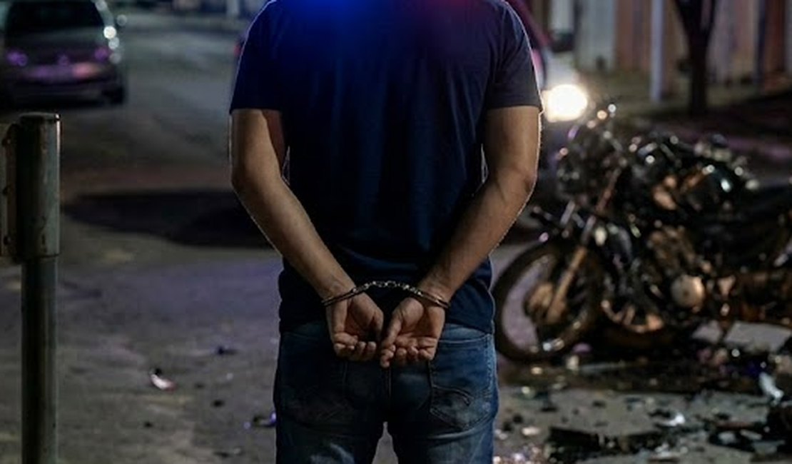 Homem é preso após dirigir embriagado e causar acidente que deixou mulher ferida em Arapiraca