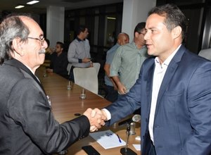 Ex-reitor da Ufal assume pasta da Ciência, Tecnologia e Inovação do Estado   