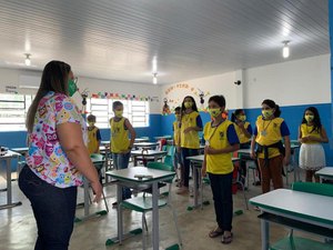 Estudantes voltam às aulas presenciais em Campestre