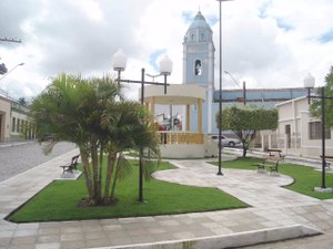 Adolescente de 15 anos é apreendido comercializando droga em Limoeiro de Anadia