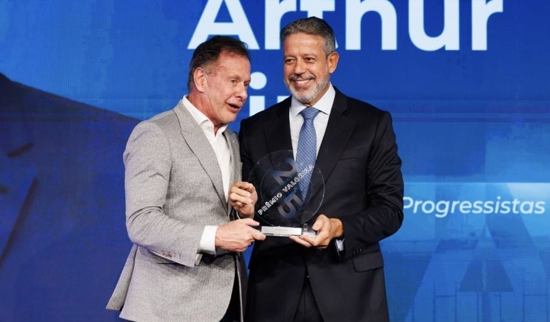 Arthur Lira recebe o Prêmio Valoriza Parlamento e integra lista dos deputados mais influentes de 2025