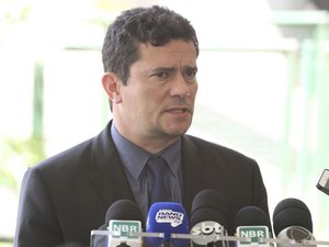 Moro apresenta a governadores projeto de lei para combater crimes