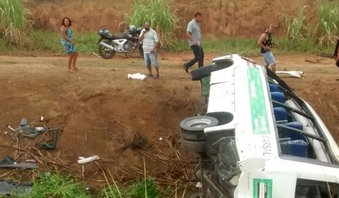 Morre quarta vítima do capotamento de veículo complementar na AL-413, diz HGE