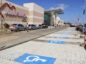 Associação discorda de denúncia de lojista sobre crise em Shopping