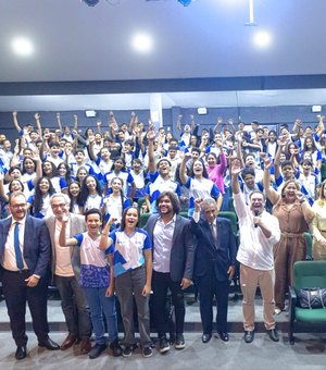 Projeto Eleitor do Futuro incentiva jovens arapiraquenses