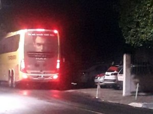 Ônibus de linha interestadual é alvo de assalto na BR 101
