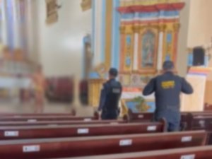 Jovem em surto invade igreja nu e mobiliza a Guarda Municipal no município de Pilar
