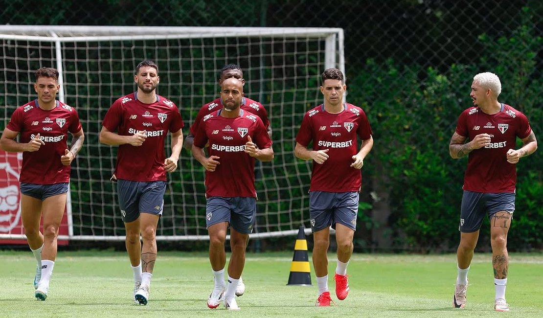 São Paulo enfrenta Portuguesa após título da Copinha