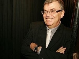 Acusado de racismo, Walcyr Carrasco diz: 'Absurdo, o mundo perdeu o humor'