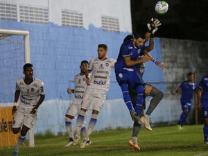 CSA sofre a virada do Vitória-ES e está eliminado da Copa do Brasil