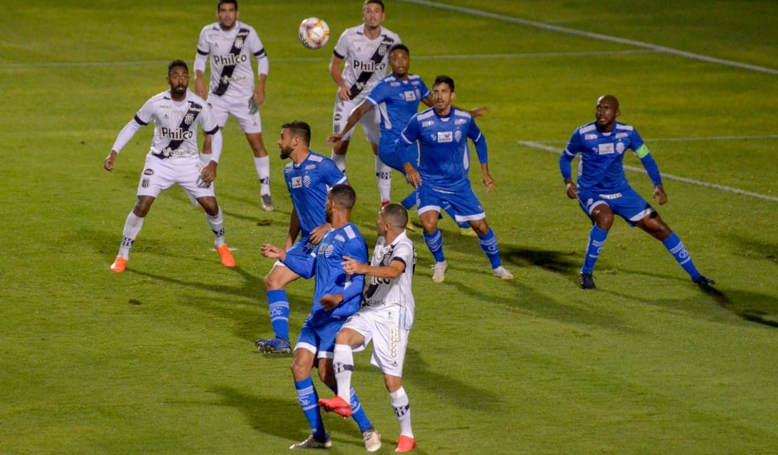 CSA sofre virada da Ponte Preta e perde segunda na Série B