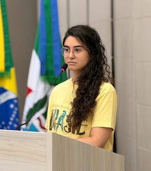 Teca Nelma cobra explicações sobre investimentos do Iprev no Banco Master